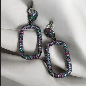 Rectangular gun, metal rhinestone, dangle earrings amazing quality. Beautiful.